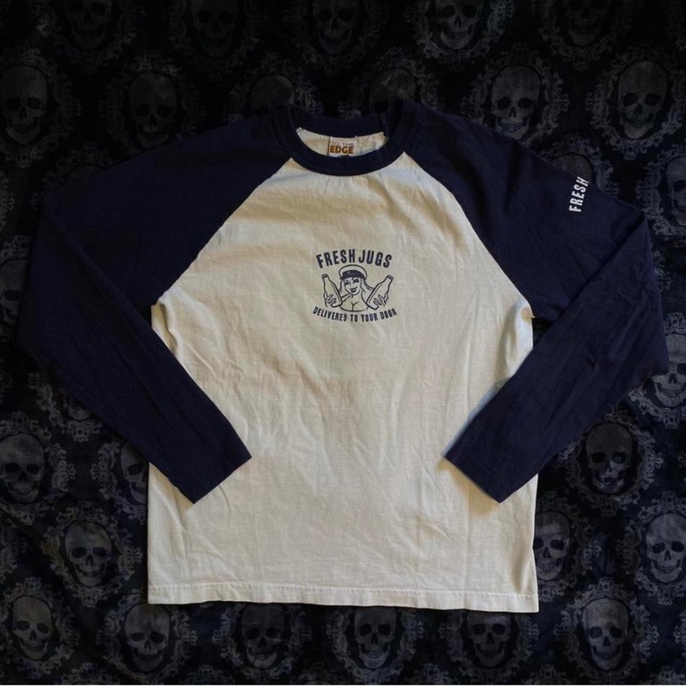 Graphic long sleeve